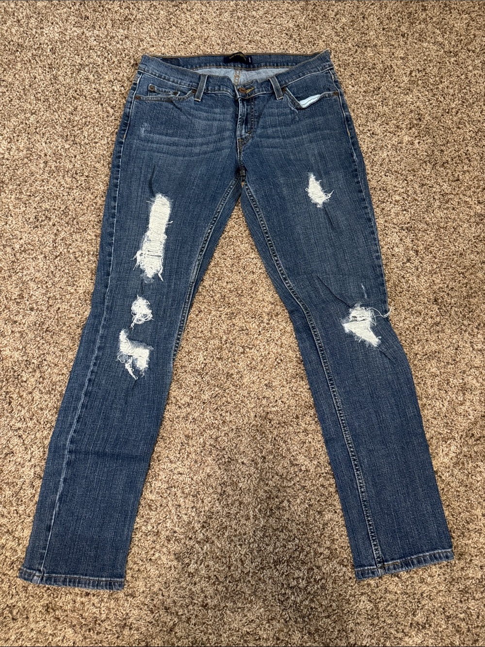 Levi's Distressed Dark Blue Women's Jeans